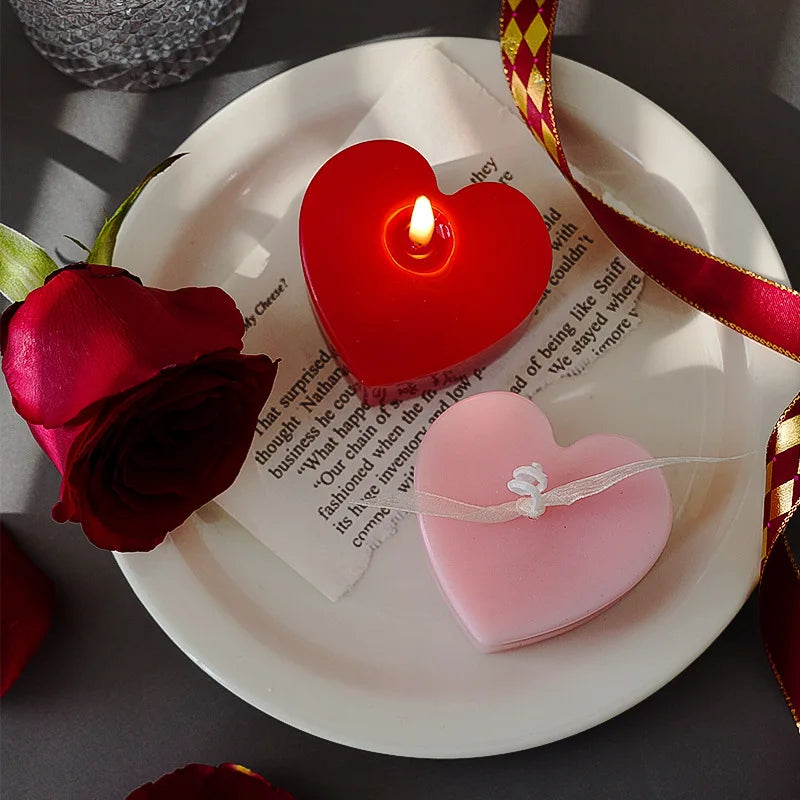 Valentine’s Day Love Heart Scented Candle – Romantic Aromatherapy Gift & Home Décor
