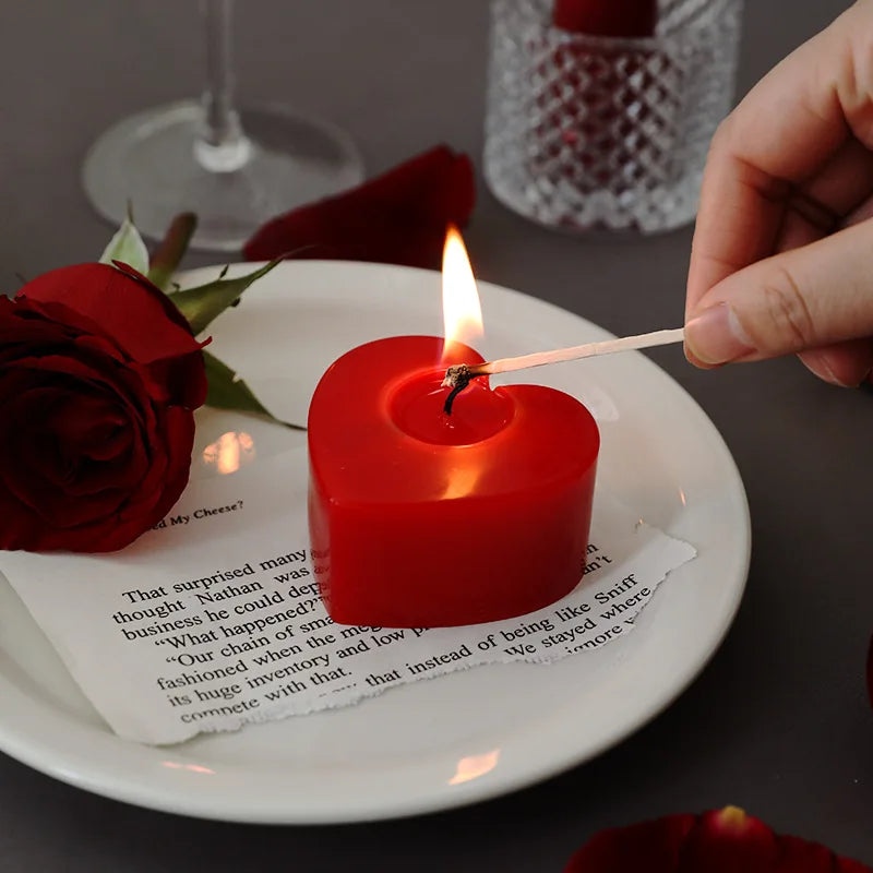 Valentine’s Day Love Heart Scented Candle – Romantic Aromatherapy Gift & Home Décor