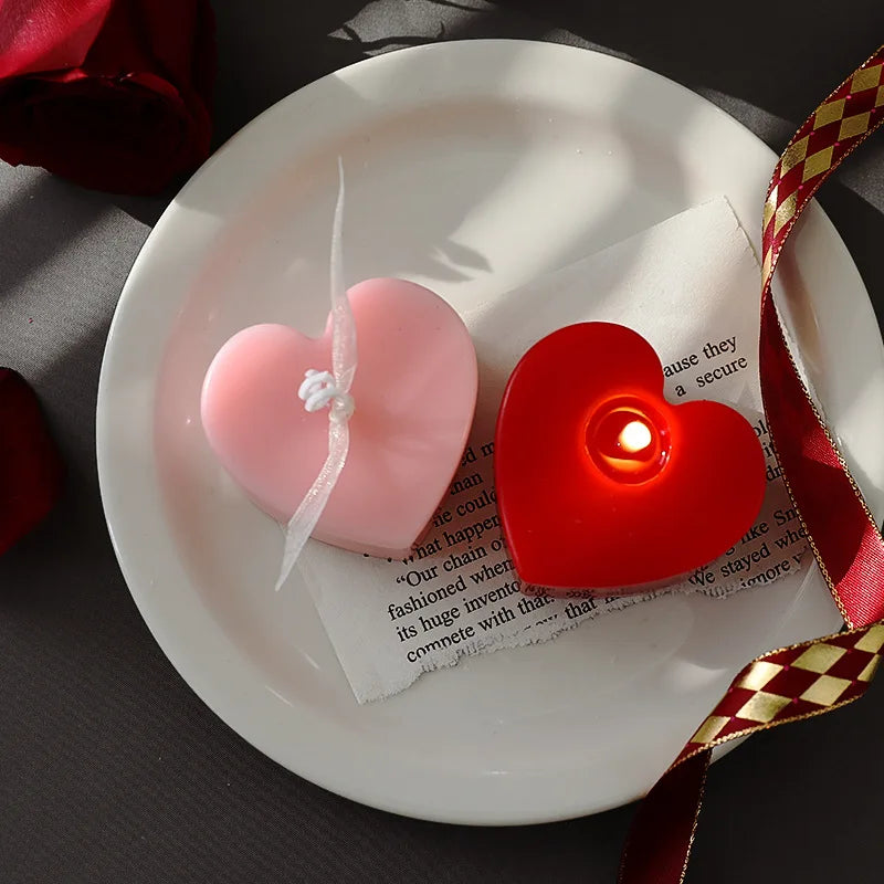 Valentine’s Day Love Heart Scented Candle – Romantic Aromatherapy Gift & Home Décor