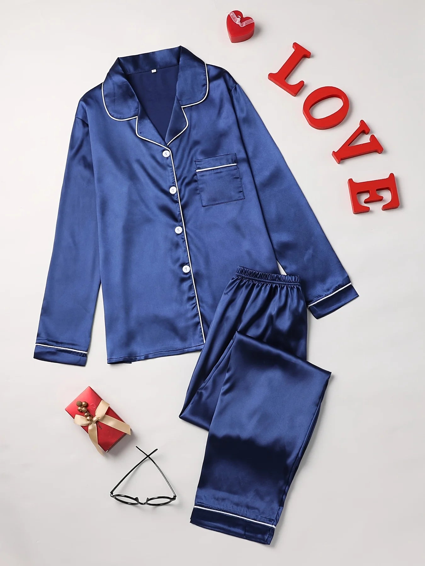 Romantic Button-Up Pajama Set – Women’s Long Sleeve Top & Pants