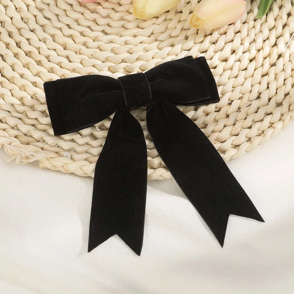 Velvet Bow Hair Clips – Elegant Barrettes for Women & Girls, Fashion Ribbon Hair Accessories