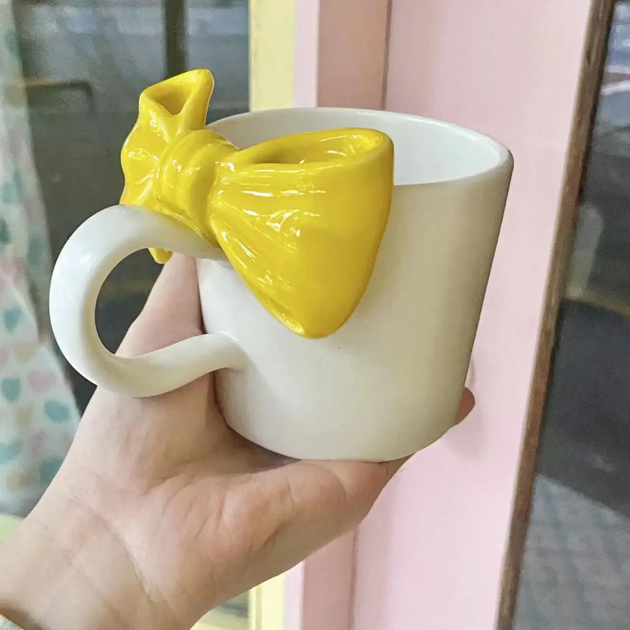 Nordic Bow Tie Ceramic Mug with Large Handle – Perfect Valentine’s Gift for Coffee & Juice Lovers