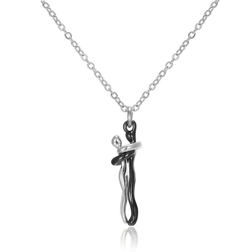 Romantic Hug Necklace for Couples – Unisex Heart Pendant Choker, Perfect Valentine’s Day Gift