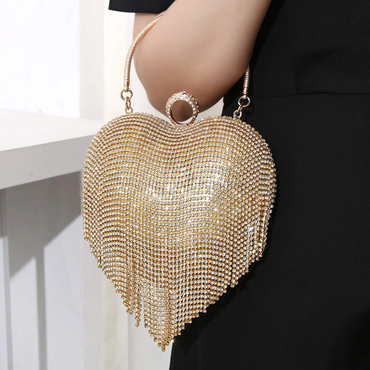 Rhinestone Heart Pattern Evening Bag – Silver Handbag with Tassel & Diamond Details for Weddings, Proms, and Banquets