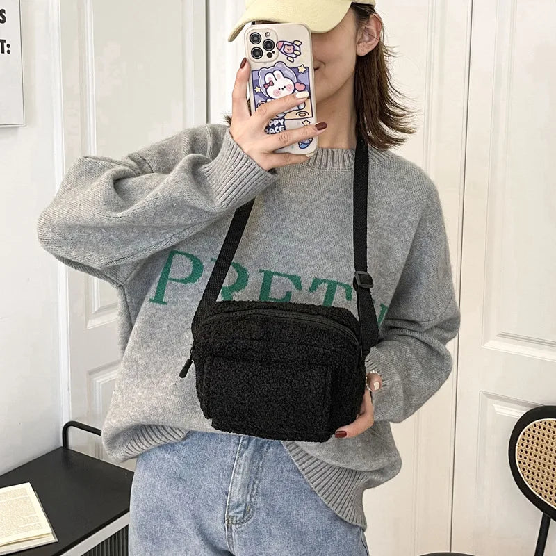 Plush Fabric Shoulder Crossbody Bag – Small Fashion Lamb Wool Fluffy Winter Handbag