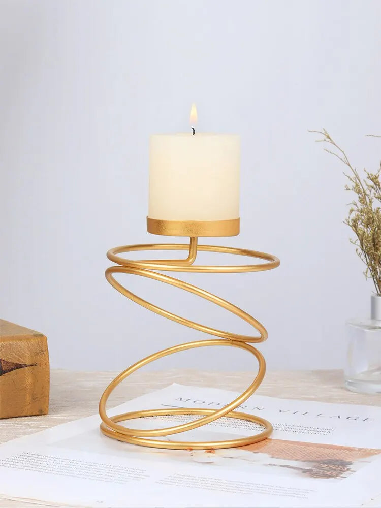 Luxury Golden Metal Candle Holders – Elegant Wedding and Home Decor Candlesticks