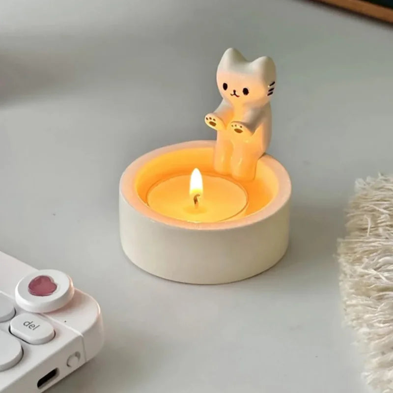 Cute Kitten Candle Holder – Creative Aromatherapy Candlestick for Home Decor