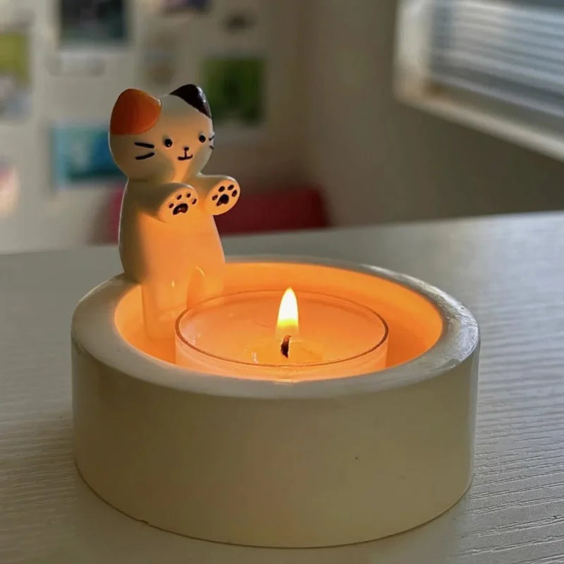 Cute Kitten Candle Holder – Creative Aromatherapy Candlestick for Home Decor