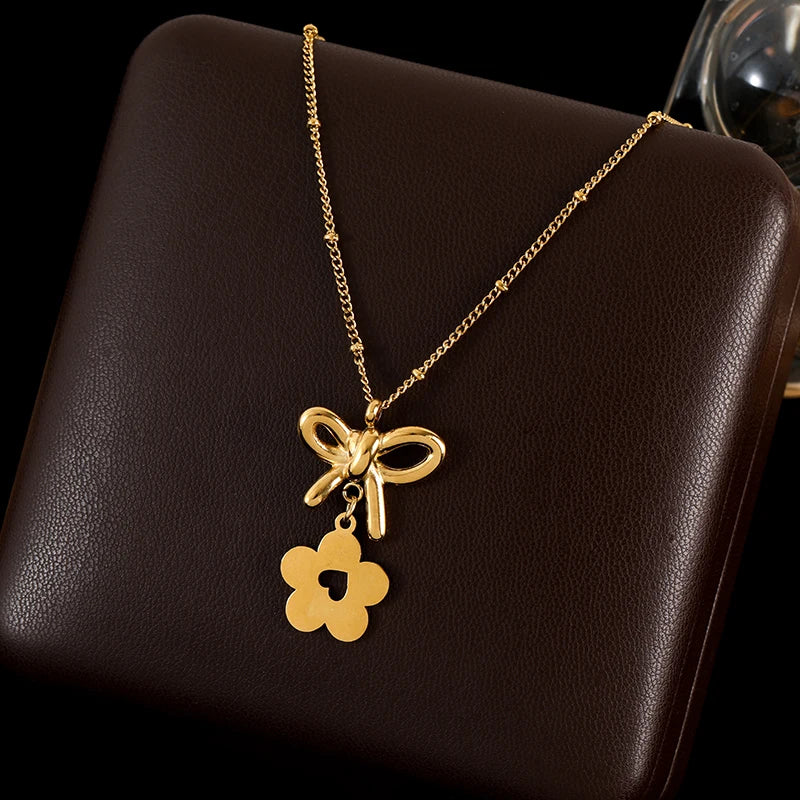 GANEMLY 316L Stainless Steel Clover Pendant Necklace – Green Crystal 2-Layer Chain for Women’s Trendy Luxury Jewelry