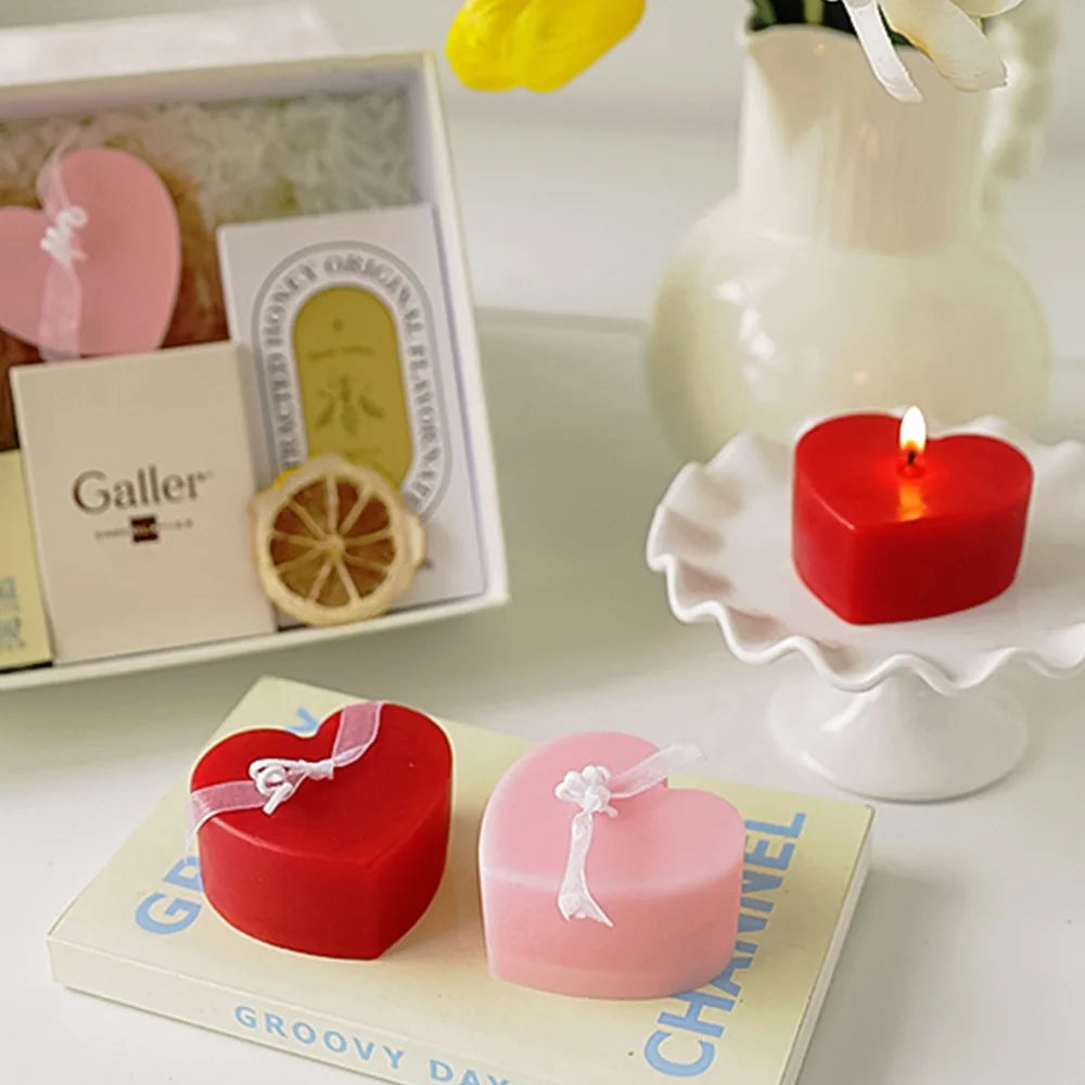 Valentine’s Day Love Heart Scented Candle – Romantic Aromatherapy Gift & Home Décor