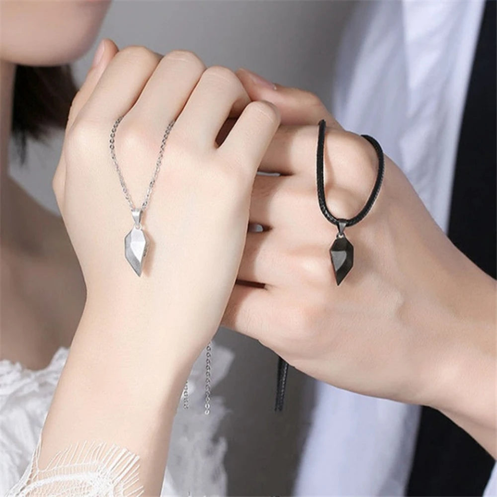 Magnetic Heart Electrocardiogram Pendant Necklace – Stainless Steel Couple Necklace Valentine's Day Gift