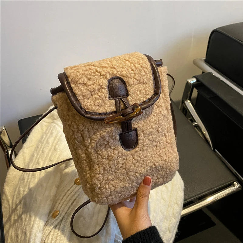 Plush Small Square Crossbody Bag – Women’s Fashion One-Shoulder Small Bag