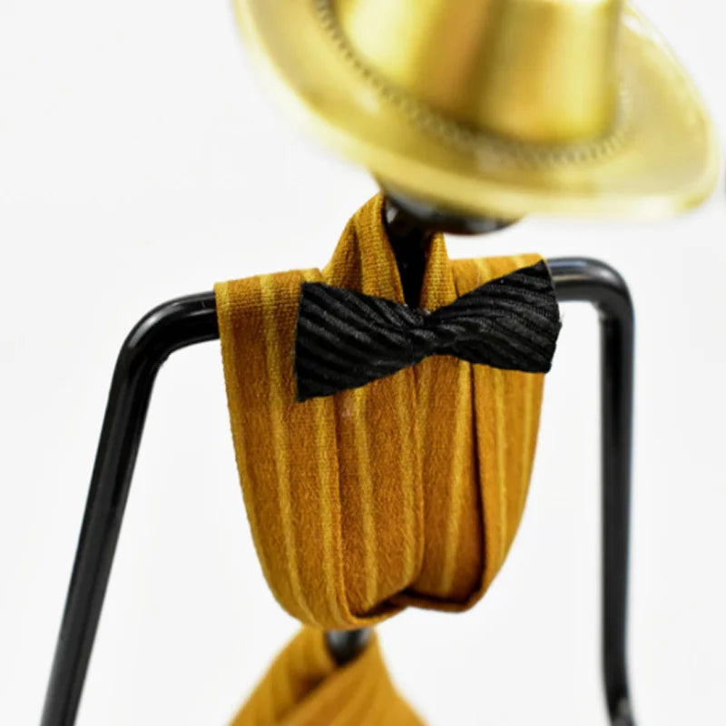 Waiter Iron Candle Holder – Creative European-Style Table Centerpiece Candlestick