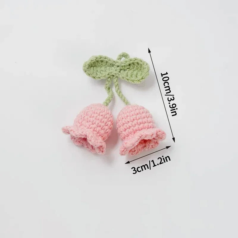 Crochet Flower Plant Keychain – Artificial Knitted Flower Hanging Decoration for Weddings, Gifts, and Car Pendants