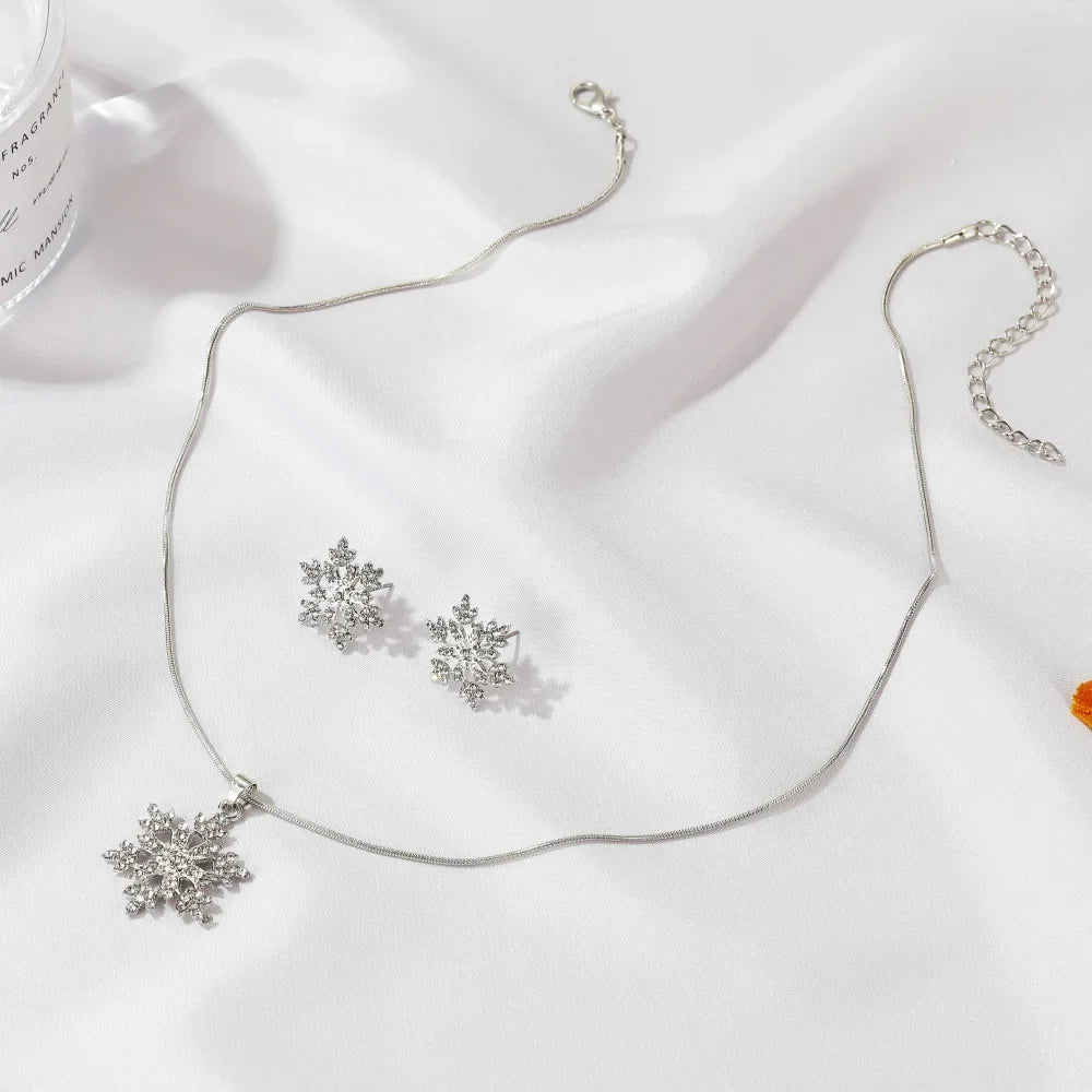 3-piece Snowflake Necklace Earrings for Women