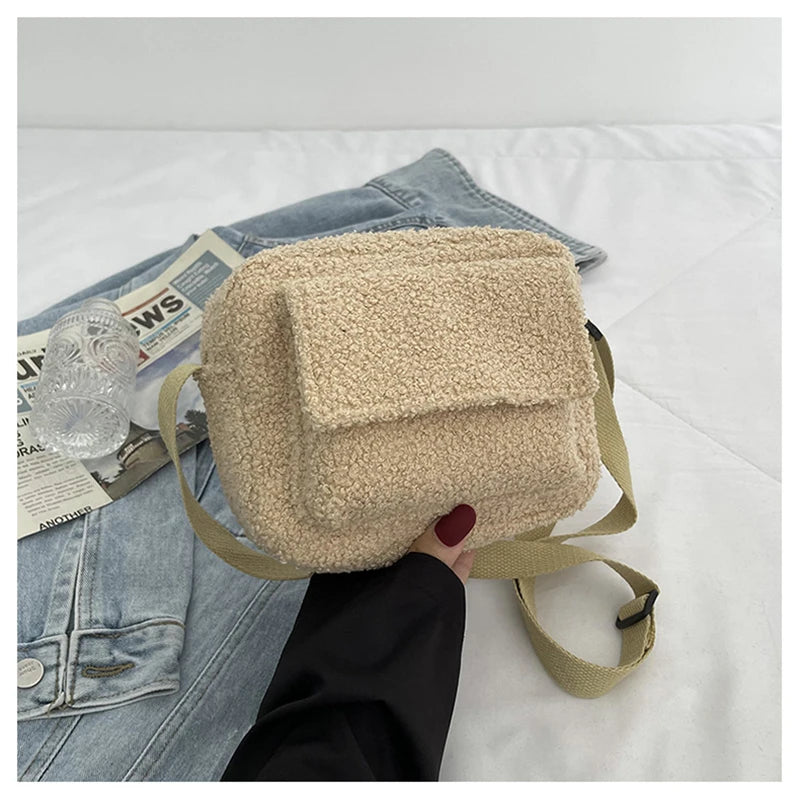 Plush Fabric Shoulder Crossbody Bag – Small Fashion Lamb Wool Fluffy Winter Handbag