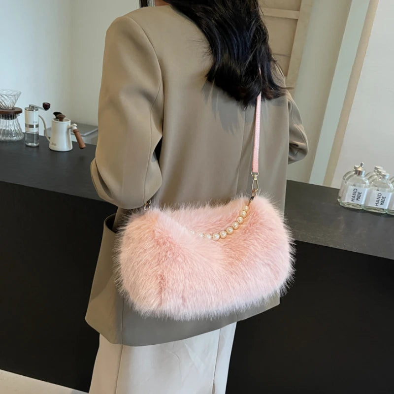 Winter Plush Pearl Chain Handbag – Western-Style Soft Shoulder & Crossbody Bag
