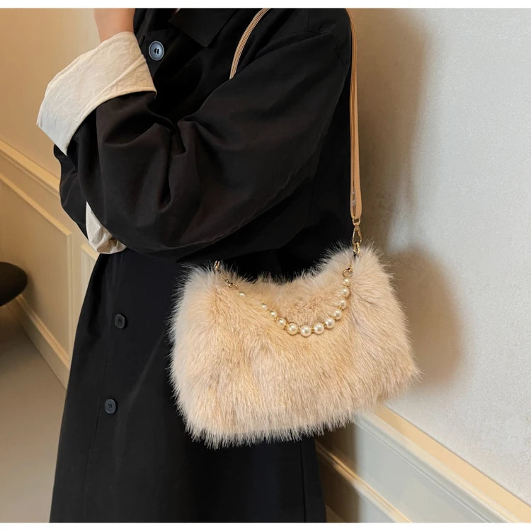 Winter Plush Pearl Chain Handbag – Western-Style Soft Shoulder & Crossbody Bag