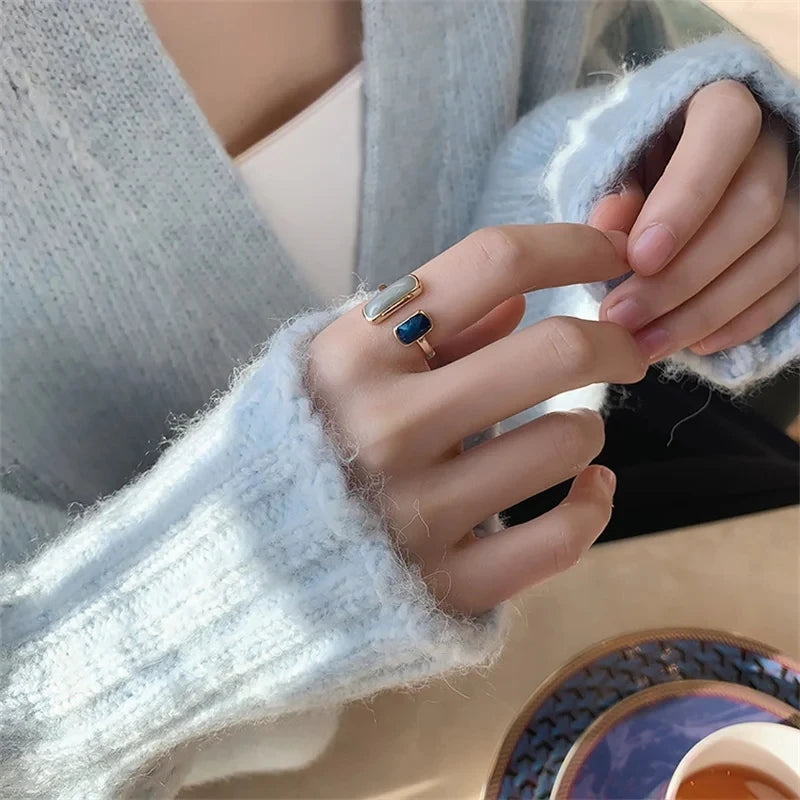 Adjustable Colorful Drip Glaze Ring – Retro Geometric Gold Metal Ring for Women’s Fashion and Wedding Jewelry