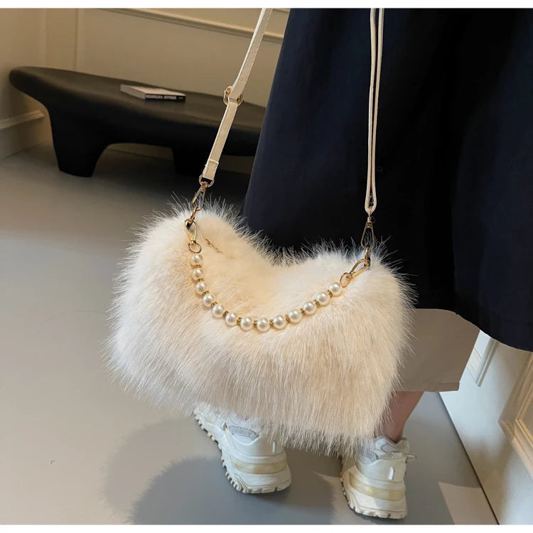 Winter Plush Pearl Chain Handbag – Western-Style Soft Shoulder & Crossbody Bag