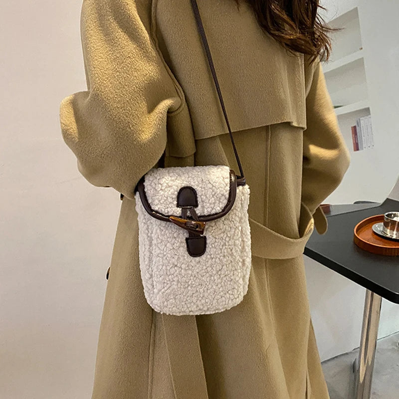 Plush Small Square Crossbody Bag – Women’s Fashion One-Shoulder Small Bag