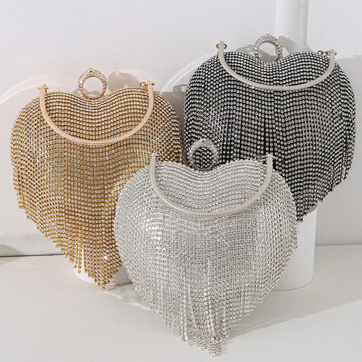 Rhinestone Heart Pattern Evening Bag – Silver Handbag with Tassel & Diamond Details for Weddings, Proms, and Banquets