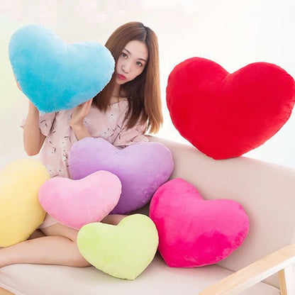 Heart-Shaped Plush Pillow – Soft Love Cushion for Living Room Decor and Valentine’s Day Gifts